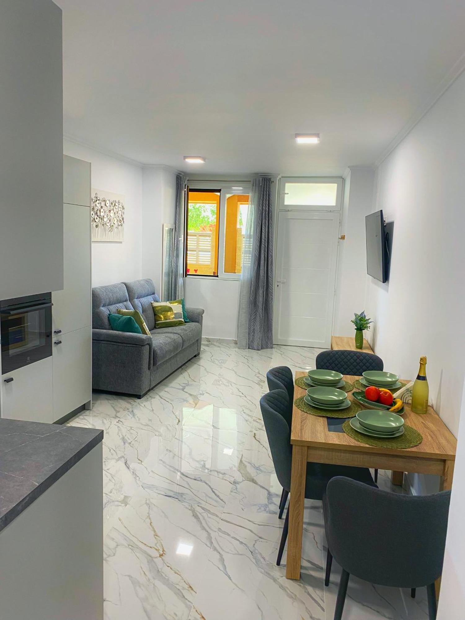 Apartment A Estrenar 1a Linea Playa Y Piscina Calpe